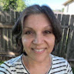 Meet your Posher, Cynthia